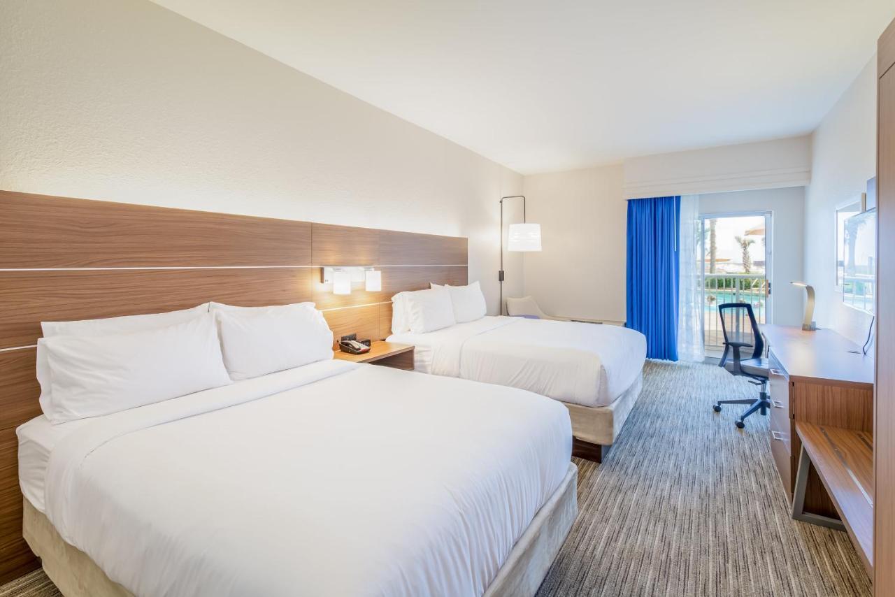 Holiday Inn Express Orange Beach - On The Beach, An Ihg Hotel Extérieur photo